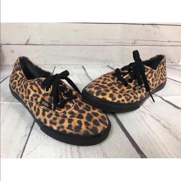 vans off the wall leopard shoes